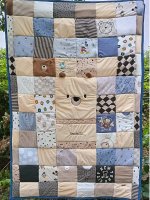 Patchwork EMLÉK-takaró babaruhából hímezve
